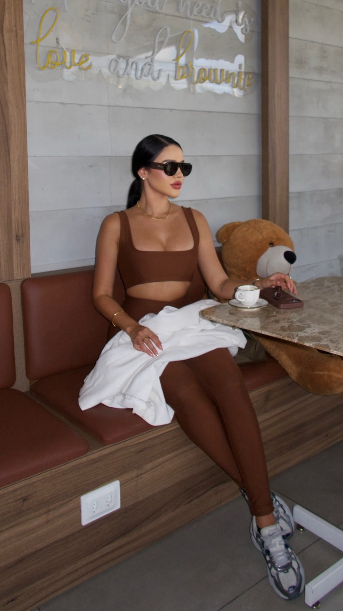 CONJUNTO CURVE MARROM