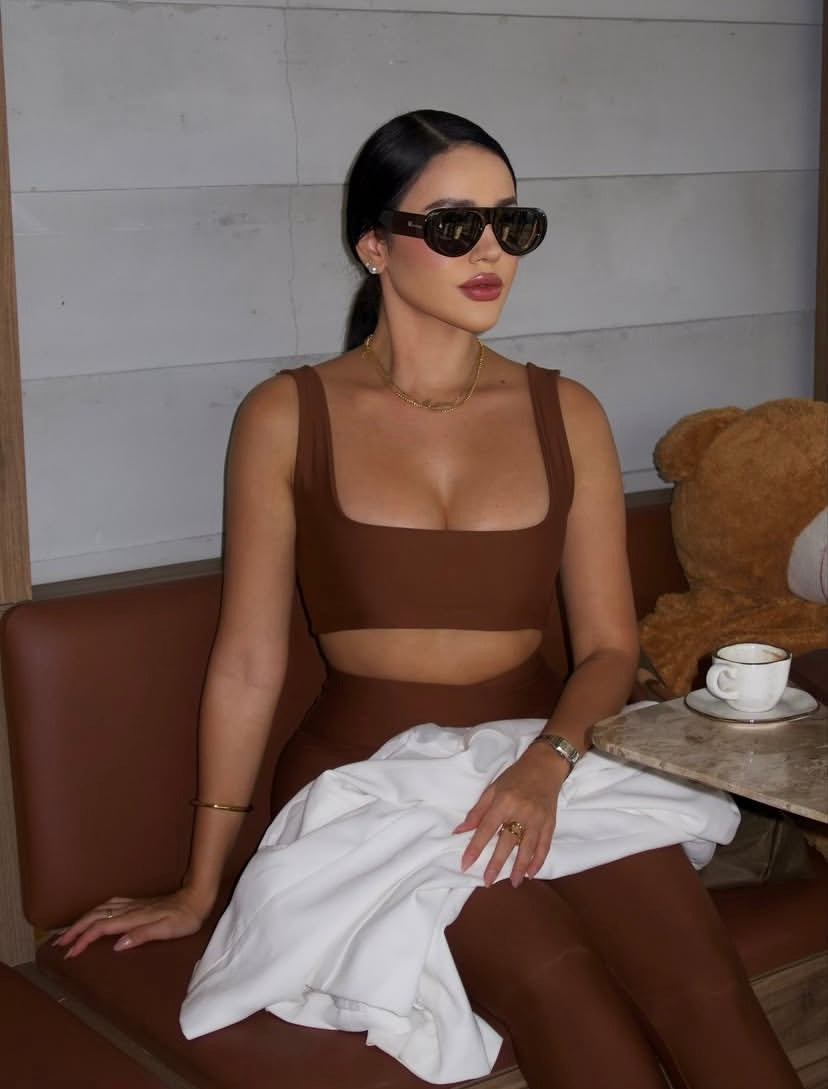 CONJUNTO CURVE MARROM